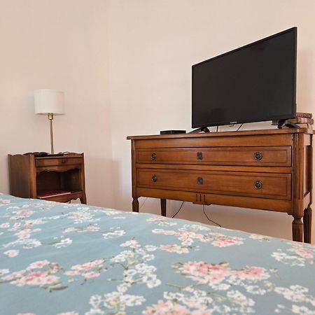 Bed and Breakfast La Tour Noble Saint-Saturnin  Exterior foto
