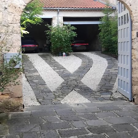 Bed and Breakfast La Tour Noble Saint-Saturnin  Exterior foto
