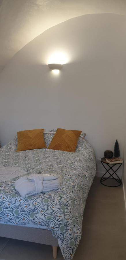 Bed and Breakfast La Tour Noble Saint-Saturnin  Exterior foto